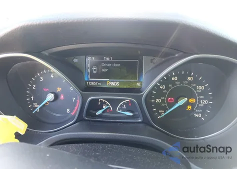 2015 Ford Focus Se z USA, uszkodzony, nr VIN 1FADP3F28FL318291